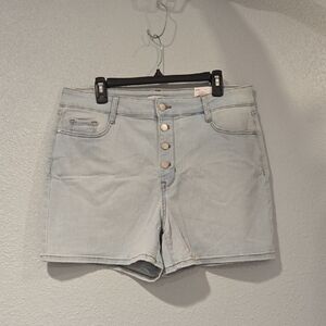 Nine West Light Wash Jean Shorts
